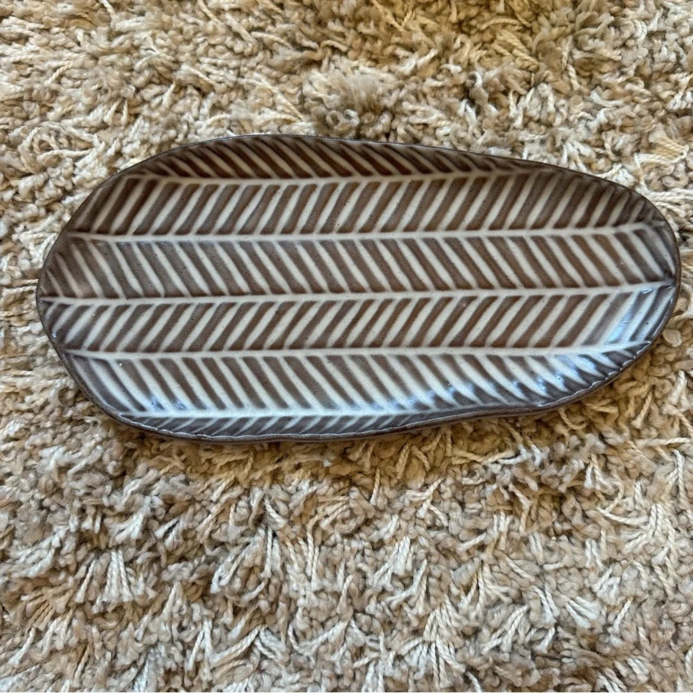 Anthrohome Terra Cotta Platter Leaf Anthropologie Boho Decor Tray AnthroLiving - Picture 4 of 8
